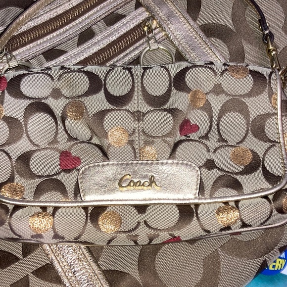 🥰 Coach Set🥰 - Picture 2 of 16